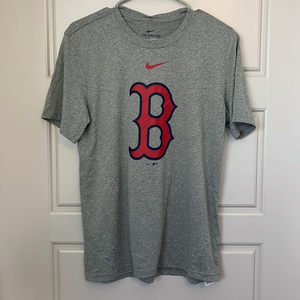NWT authentic Boston Red Sox MLB T-shirt Nike dry fit